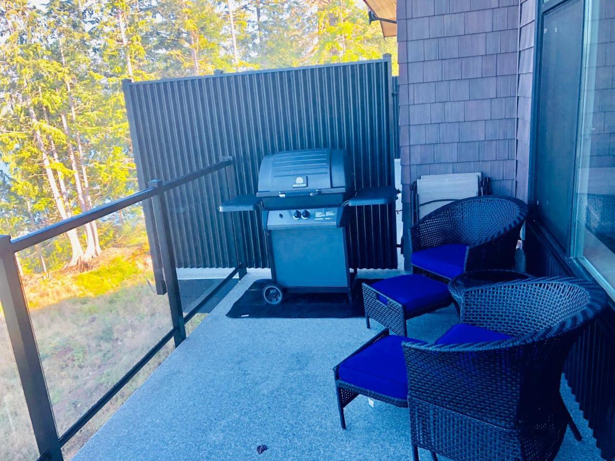 Sandy Feet Retreat Port Renfrew- Oceanfront 2Br Modern Cottage 외부 사진